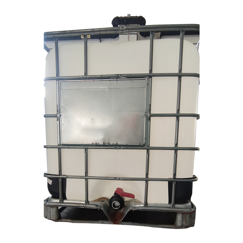 How does sodium hypochlorite effectively remove organic pollutants?